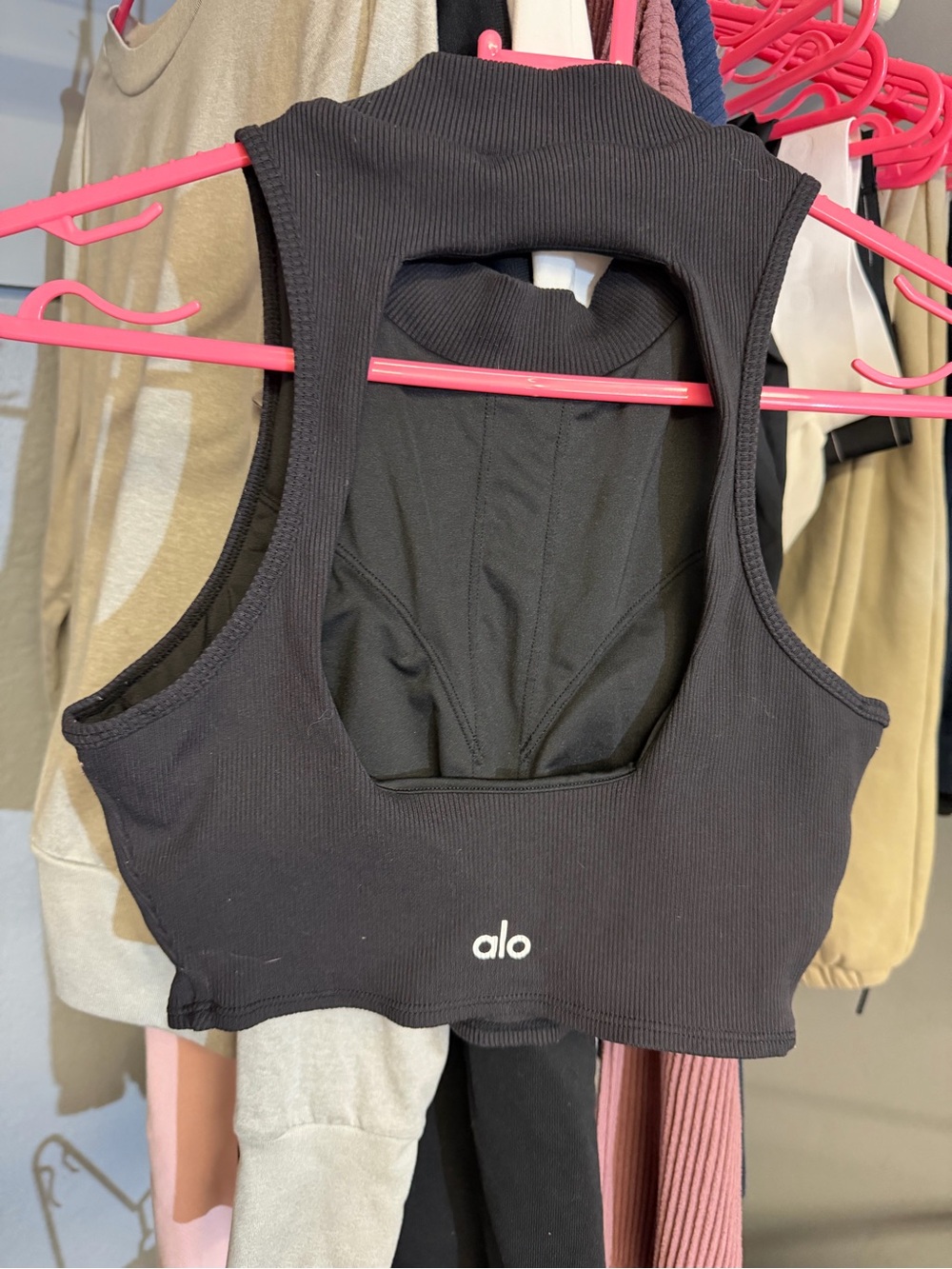 Alo ribbed cropped bra top